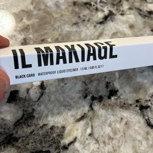 I’ll Makiage black card liquid eyeliner